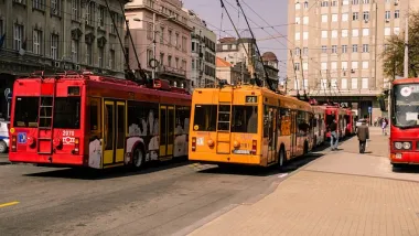 Belgrade, deux autobus